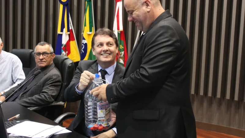 Campanha em favor da APAE é lançada