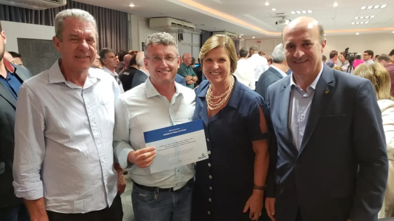 Beto Biava é empossado no Conselho Fiscal da FECAM