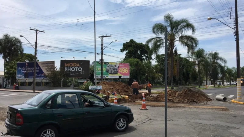 Dois rompimentos na mesma esquina
