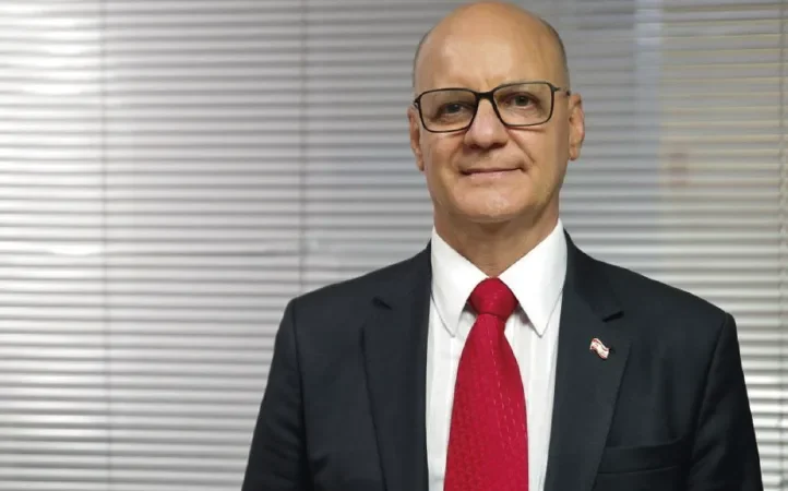 Secretário de Educação faz palestra na Satc