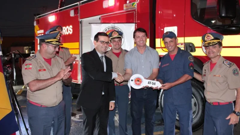 Autotanque de R$ 705 mil para combate à incêndios