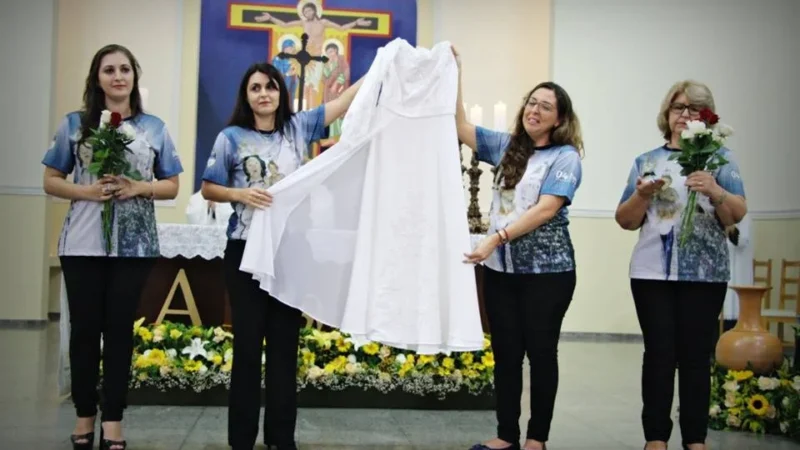 Padroeira de vestido novo