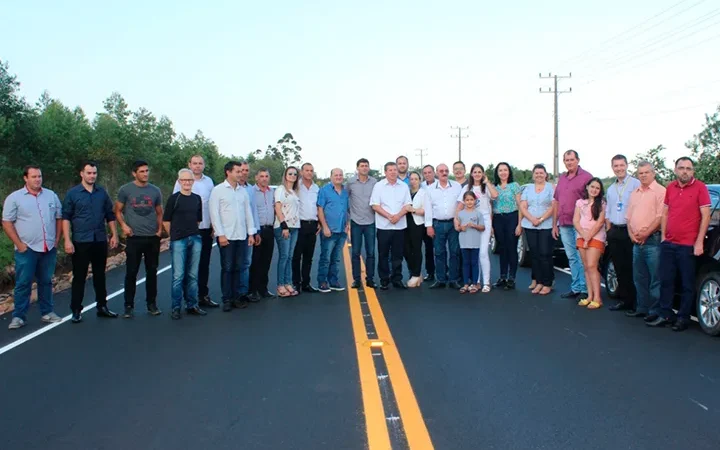 Prefeitura celebra inaugurações de desejadas obras