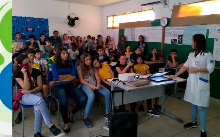 Gravidez na adolescência em debate em escolas municipais de Maracajá