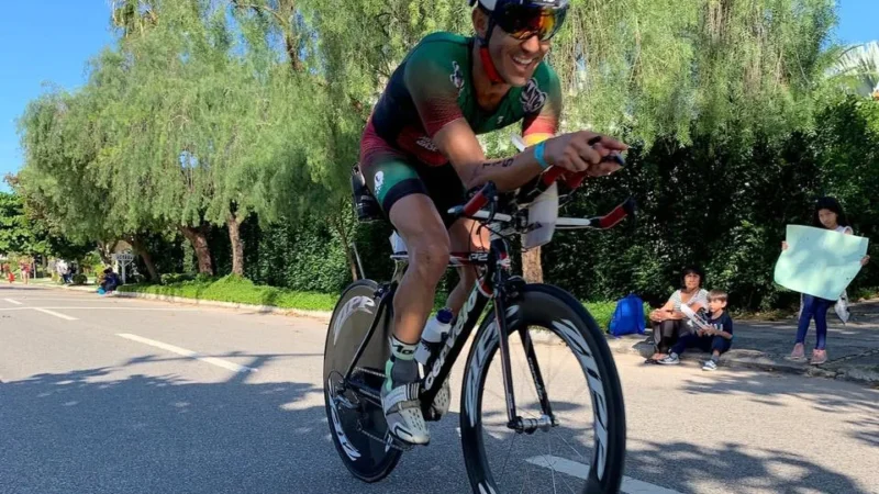 Atleta de Araranguá conquista Ironman em Florianópolis