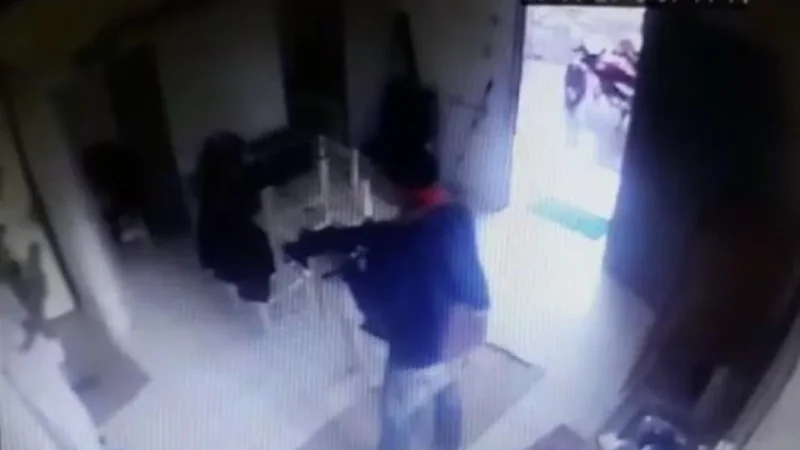 Após furto de armas, bandido ameaça e amedronta cidade