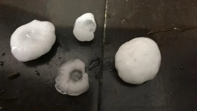 Chuva de granizo em Garuva