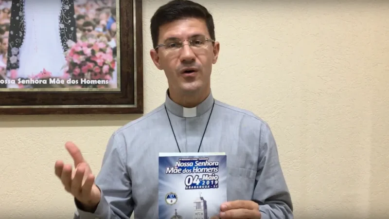 Padre Alírio faz convite para a Festa da Padroeira