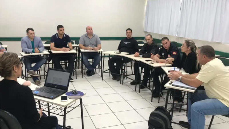 Serviço Aeromédico: Integrantes trabalham para tirar o Projeto do papel