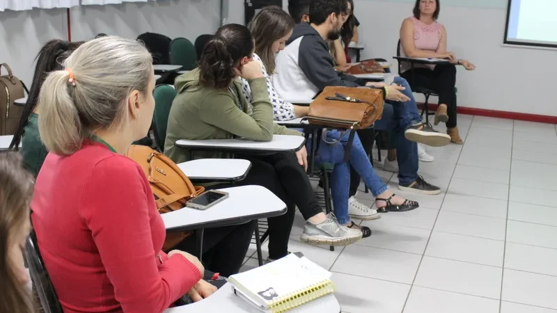 Uso de Drogas e Políticas Públicas é debatido em palestra na Unesc