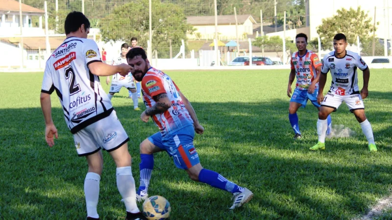 Campeonato de Futebol de Maracajá deixou para o próximo domingo as principais emoções