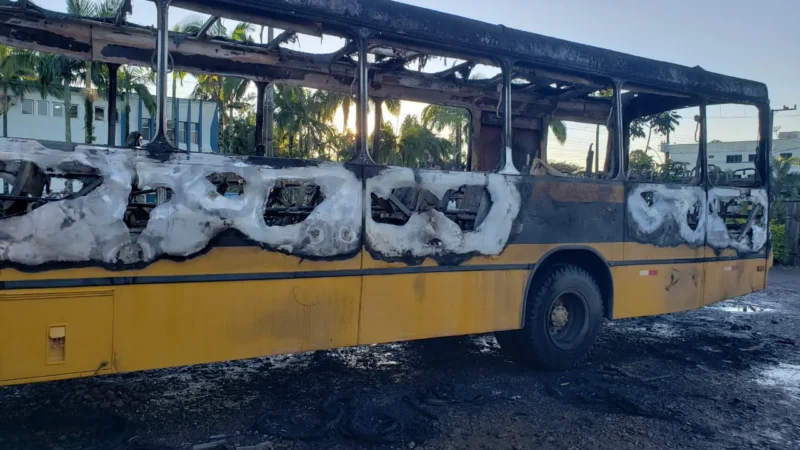 Fogo em ônibus foi registrado em Timbé do Sul