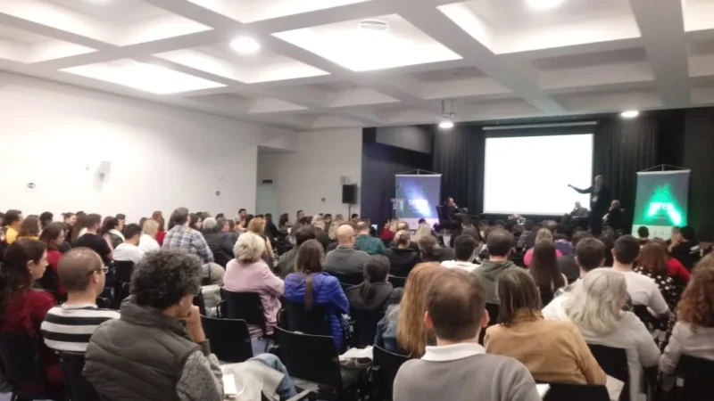 III Simpósio Ibero-Americano de Tecnologias Educacionais acontece em Araranguá