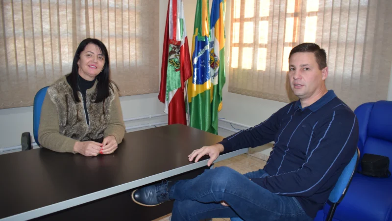 Jacinto Machado receberá novos ônibus escolares