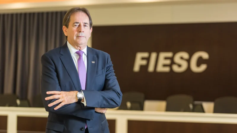 Pelo Estado 01 de julho: Investir em SC é uma questão de inteligência