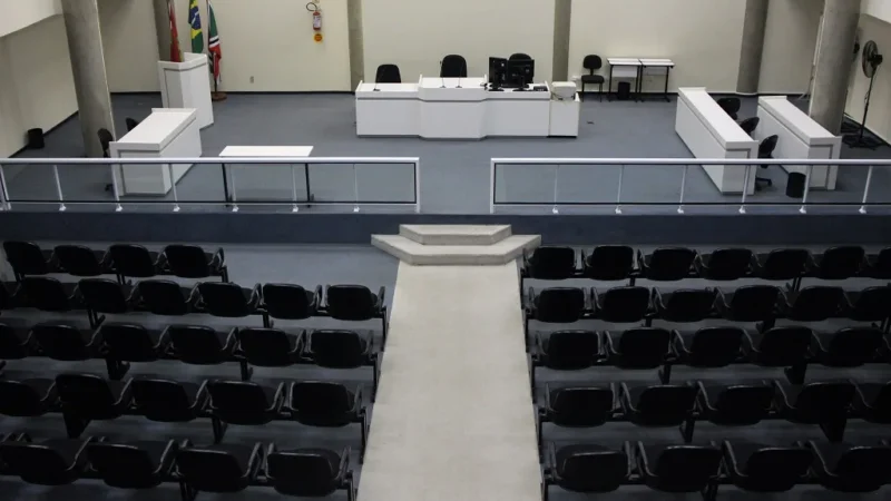Júris condenam réus por tentativa de homicídio
