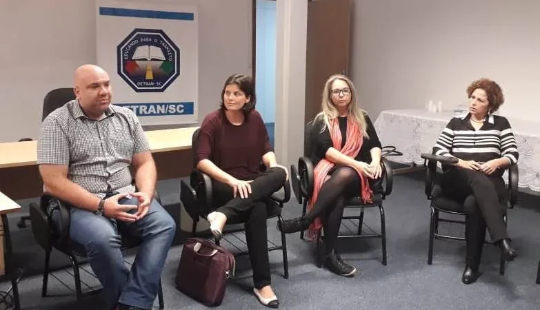 Pelo Estado 06 de agosto: Conscientizar é preciso