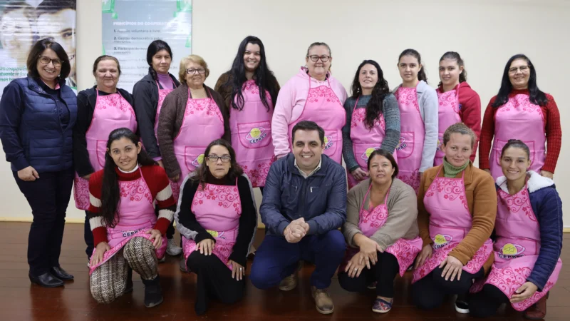 Projeto Planeta Luz da CEPRAG concluí mais dois cursos