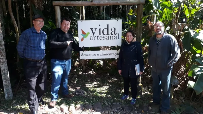 Equipe do Geoparque de Jacinto Machado elabora georoteiro
