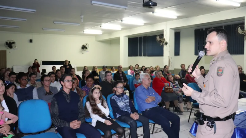 Projeto ”Sou estudante, sou cidadão” tem parceria com a Polícia Militar