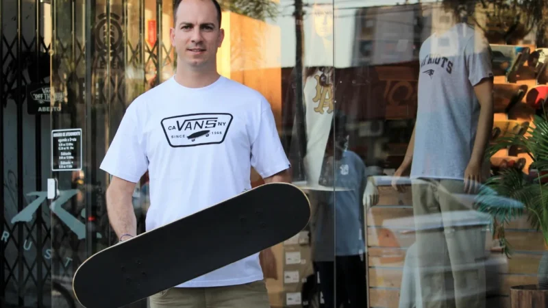 Campanha de troca de skate é realizada pela Marbon