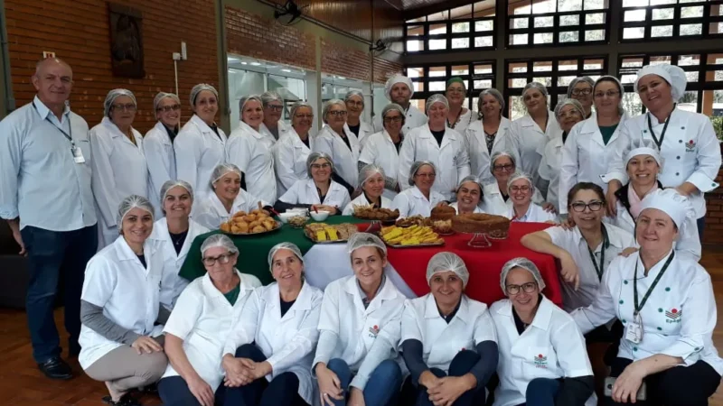 Grupo de mulheres da Cooperja participaram de curso de panificação Nutracêutica