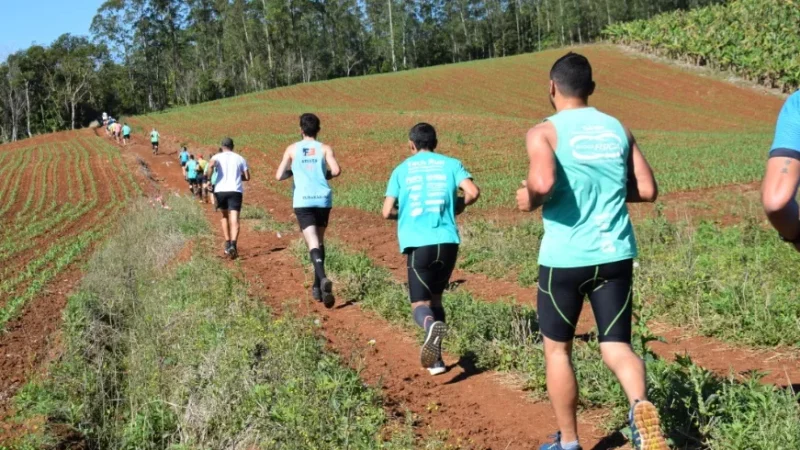 Jacinto Machado: 140 atletas participaram de corrida em trilhas e montanhas