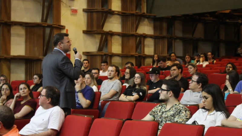 Unesc recebeu convidado especial para abertura de semana acadêmica