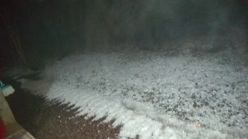 Temporal com granizo atingiu cidades de SC e RS