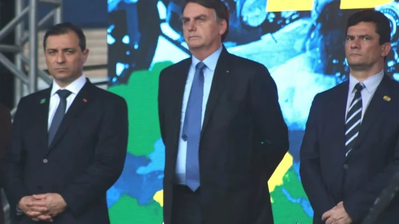 Pelo Estado 18 de outubro: ”Carta branca para não morrer”