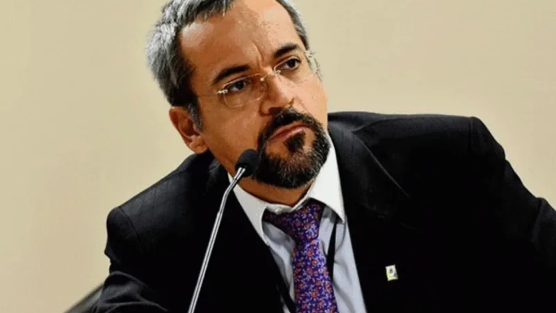 MEC anunciou desbloqueio de R$ 2 bilhões para universidades e institutos federais