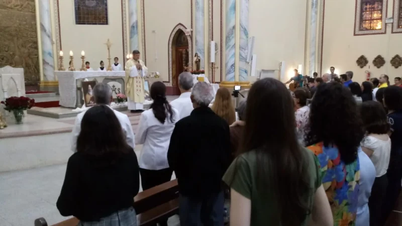 Paróquia inicia mês missionário a pedido do papa
