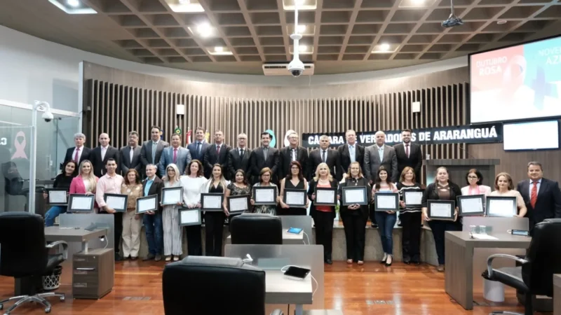 Araranguá: Profissionais da saúde são homenageados por vereadores