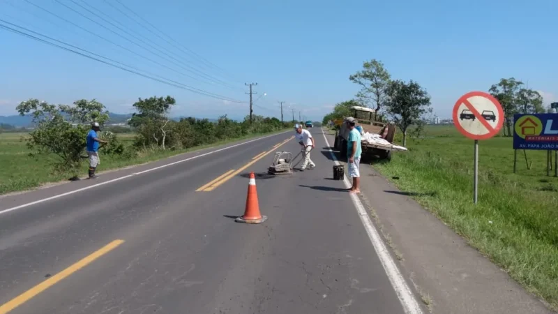 Balneário Gaivota: Operação tapa-buracos