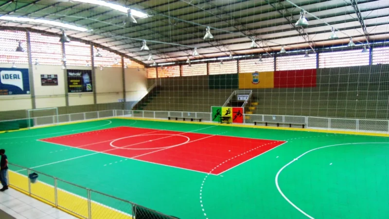 Prefeitura de Turvo entrega ginásio de esportes à população