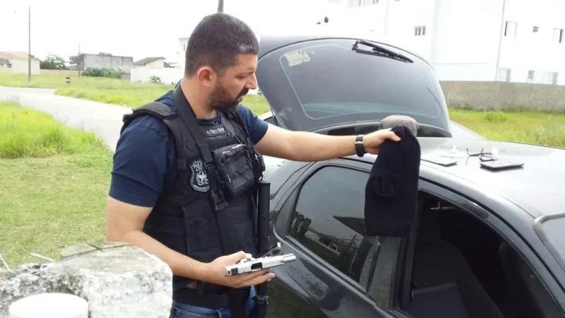 SUSPEITO DE COMETER ASSALTOS É PRESO EM ARARANGUÁ