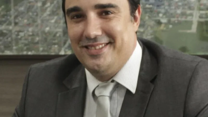 IGOR PERTO DO REPUBLICANOS; A QUESTÃO DAS LEGENDAS; CARRERA EM PASSO DE TORRES; E OUTROS PITACOS