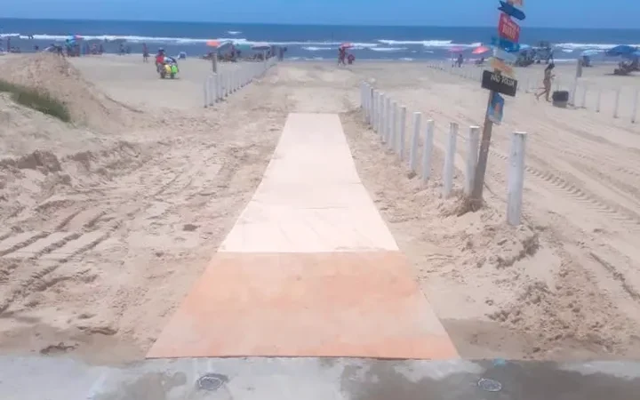 Novas rampas facilitam acessibilidade na praia
