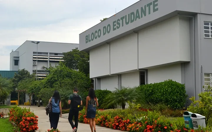 Unesc concede descontos para pessoas que realizaram Enem em 2019  