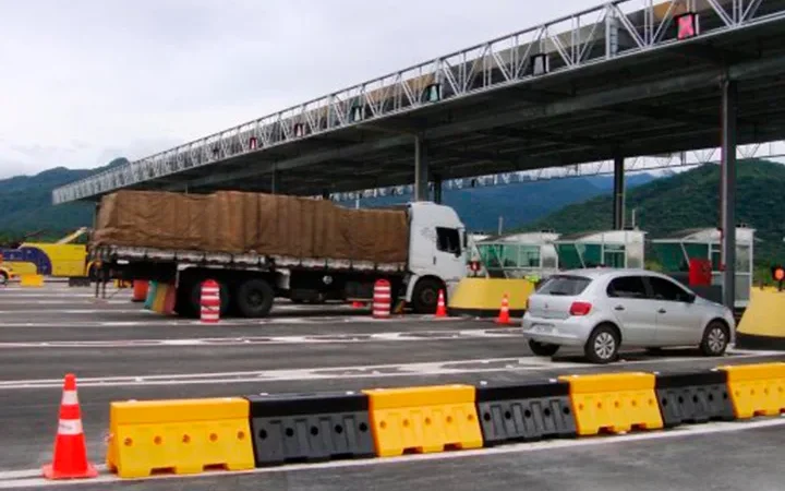 “Quanto menos praças tivermos na BR-101 Sul, maior será a tarifa”, avalia presidente da Fetrancesc