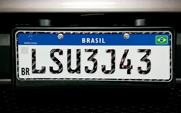Placas no padrão Mercosul serão obrigatórias a partir de 31 de janeiro