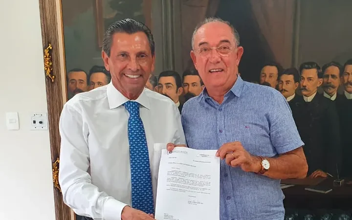 Prefeito Mineiro cumpre extensa agenda na capital