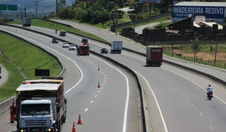 Adiada a assinatura de concessão de trecho da BR-101 Sul