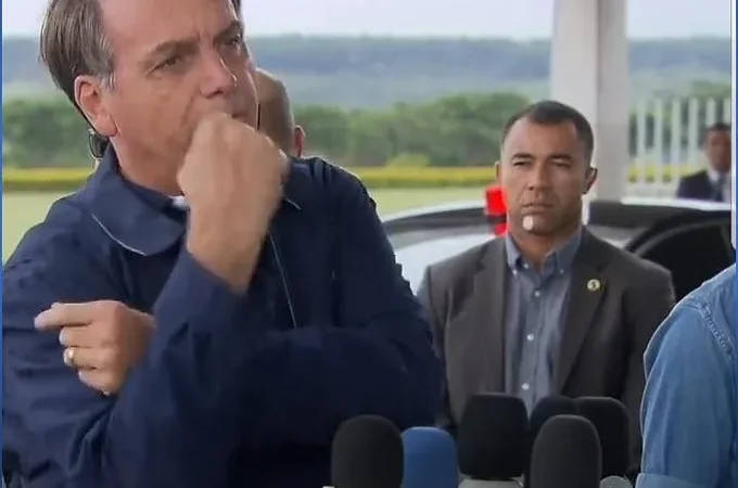 Bolsonaro atesta negativo para o Coronavírus