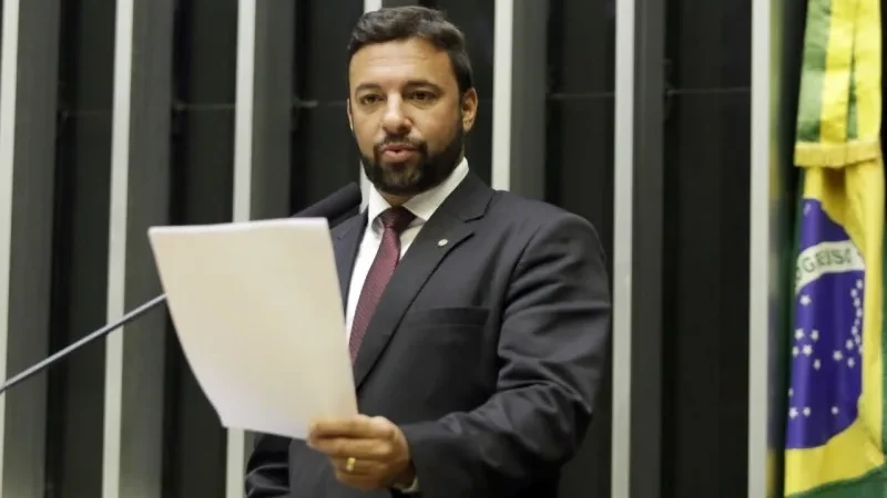 Deputado Daniel Freitas atesta positivo para o Coronavírus