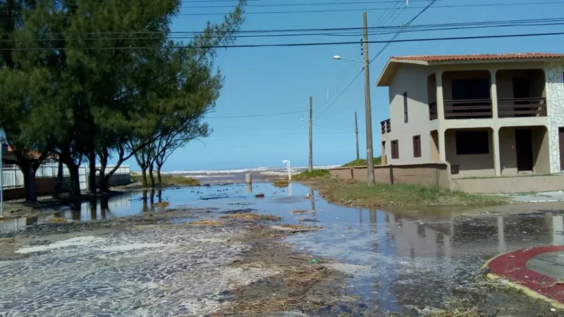 Epagri alerta para maré alta e alagamentos no litoral catarinense