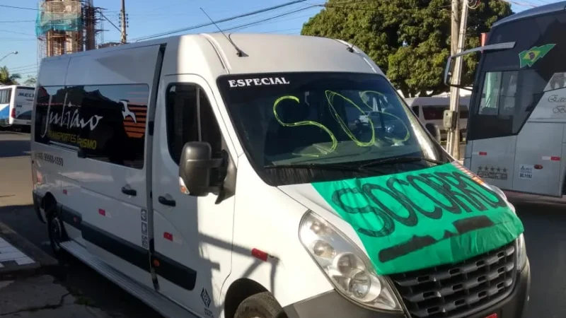 Transportadores fazem mobilização em Araranguá, veja vídeos