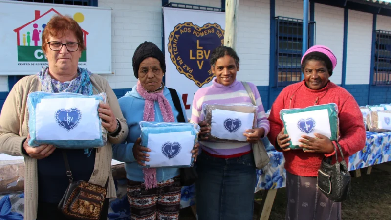 LBV inicia entrega de cobertores a famílias do Litoral Sul catarinense