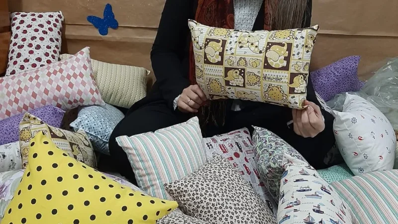 Oficina de Artes e Valores do Cras de Turvo entrega atividades aos usuários nas casas