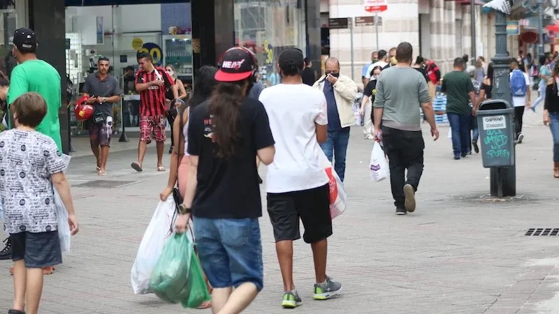 Setor de serviços caiu 20,3% em abril no Estado
